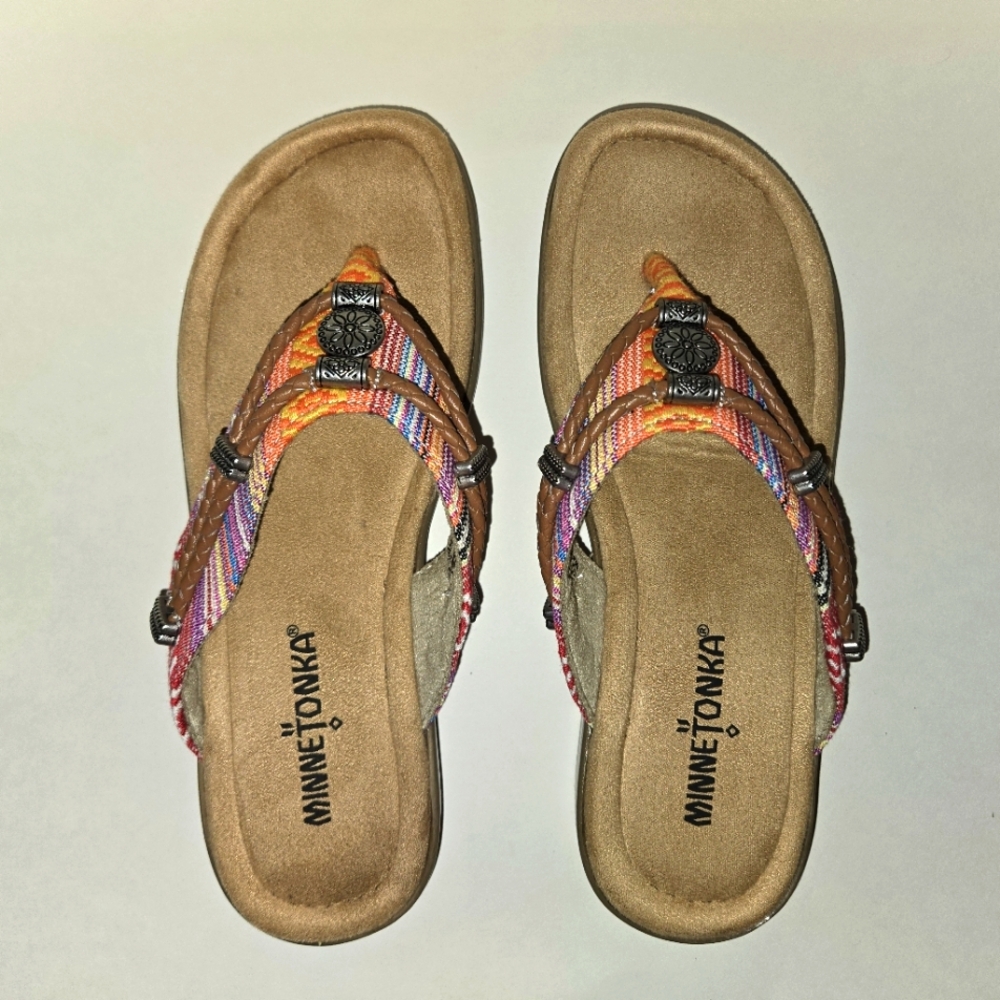 MINNETONKA Sandals - Picture 3 of 6